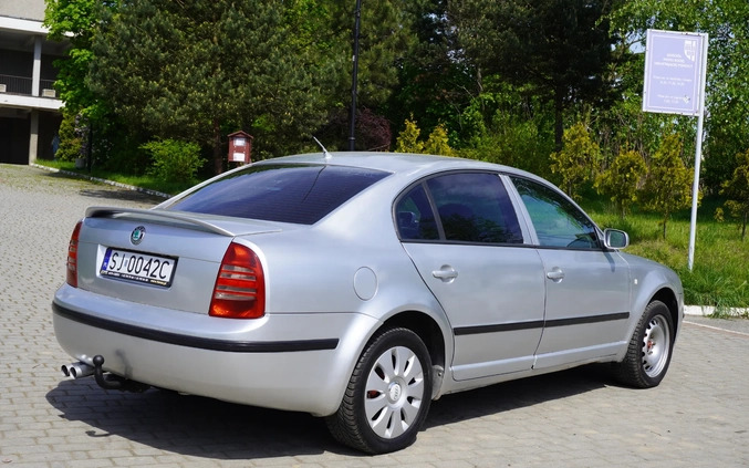 Skoda Superb cena 4999 przebieg: 256000, rok produkcji 2005 z Katowice małe 562